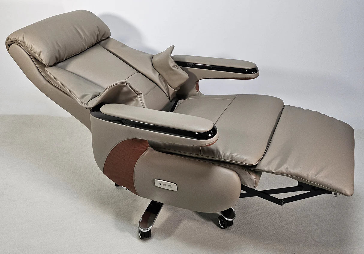 كرسي جلدي مصنوع حسب الطلب